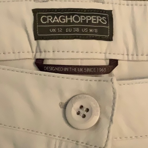 Craghoppers Sz UK12 EU38 US M8 Ladies Shorts -Silver Cloud colour. Never worn. - Picture 4 of 9